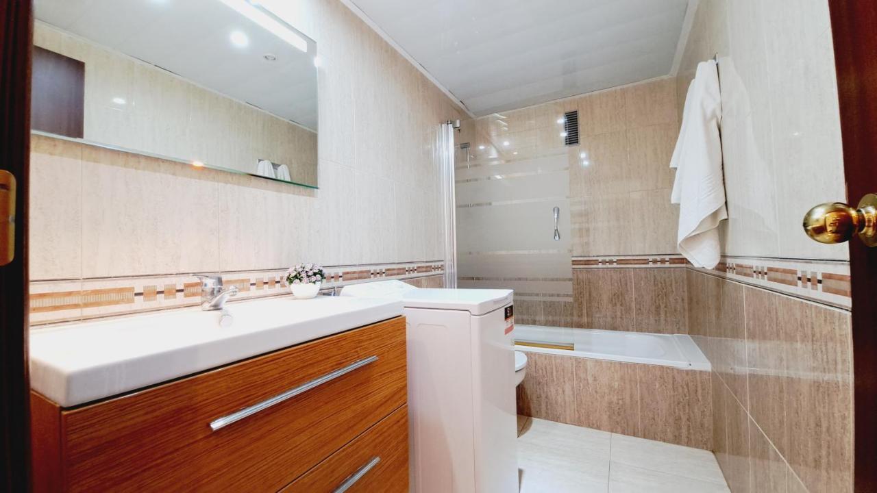 Apartamentos Montblanc Familidays 013 萨洛 外观 照片